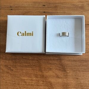 Calmi Ring